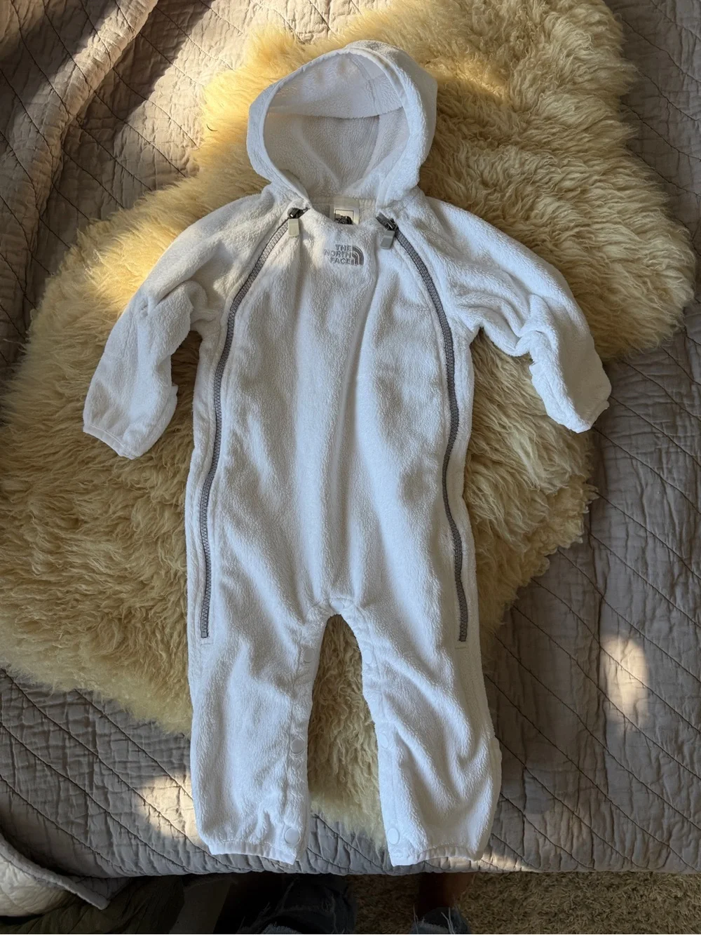 The North Face White Hooded Baby Bunting One-Piece Fleece 6-12 mo